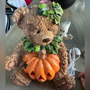 Cracker Barrel Light up Halloween Bear with Pumpkin and Ghost